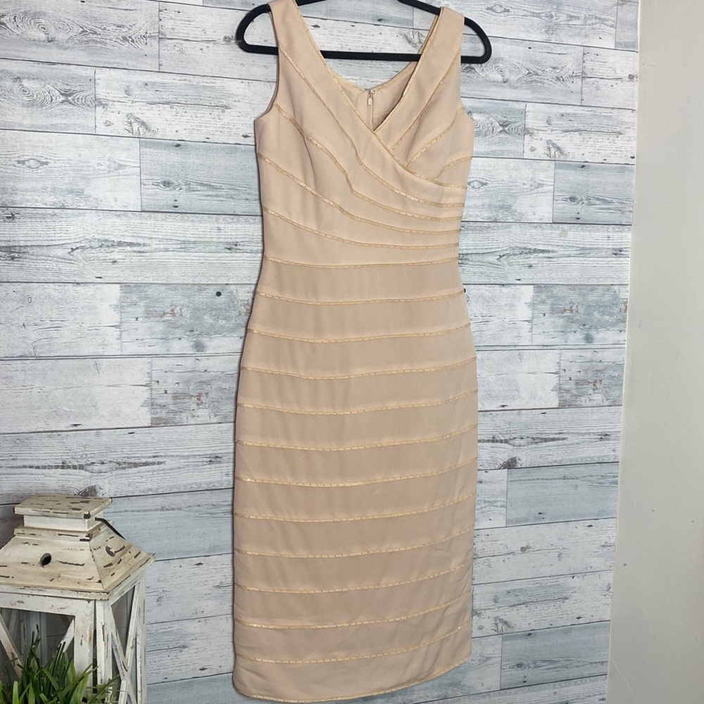 Daymor Couture Dress Size 4 Champagne